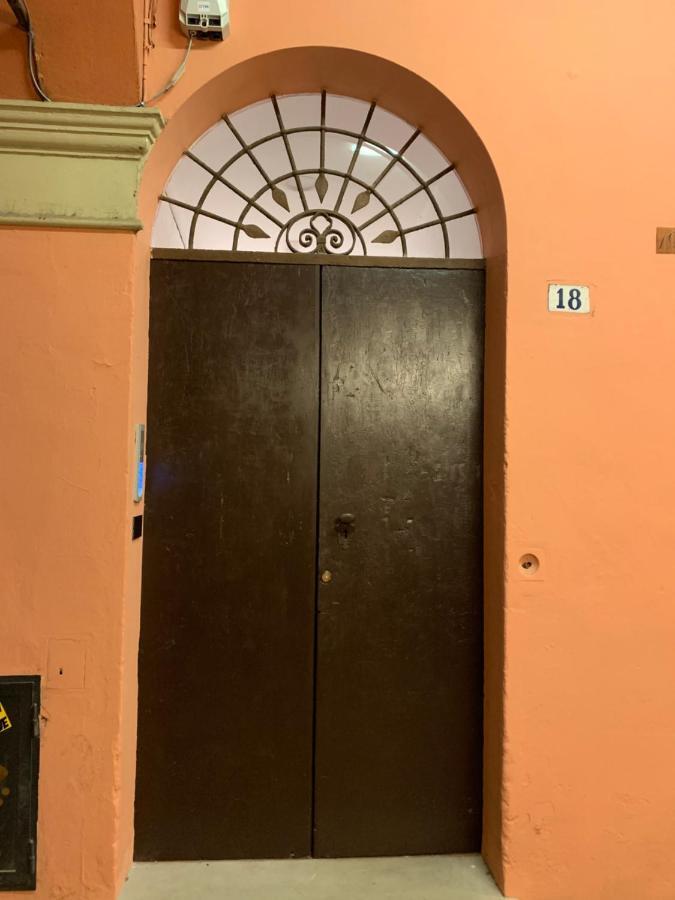 L'8Boutique Via Piella Bolonha Exterior foto