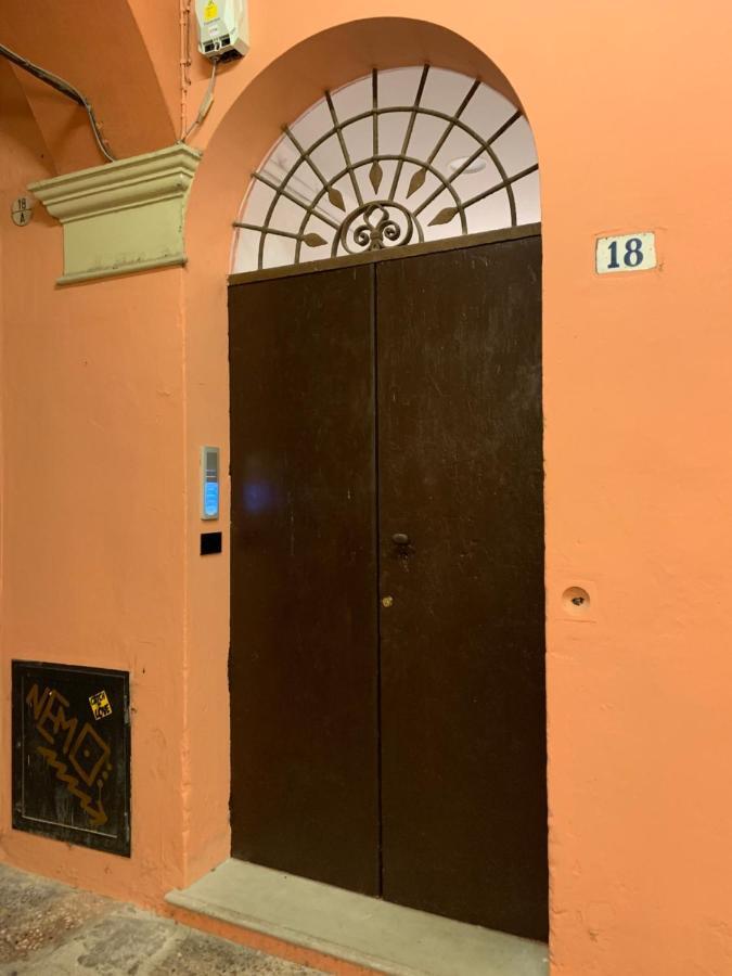 L'8Boutique Via Piella Bolonha Exterior foto